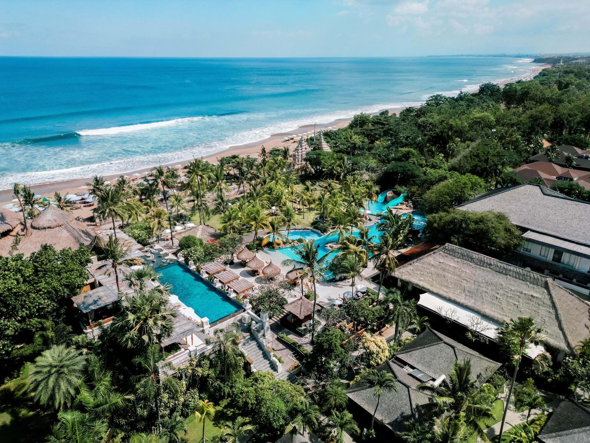 Bali Mandira Beach Resort&Spa Legian Esterno foto Aerial view of the resort
